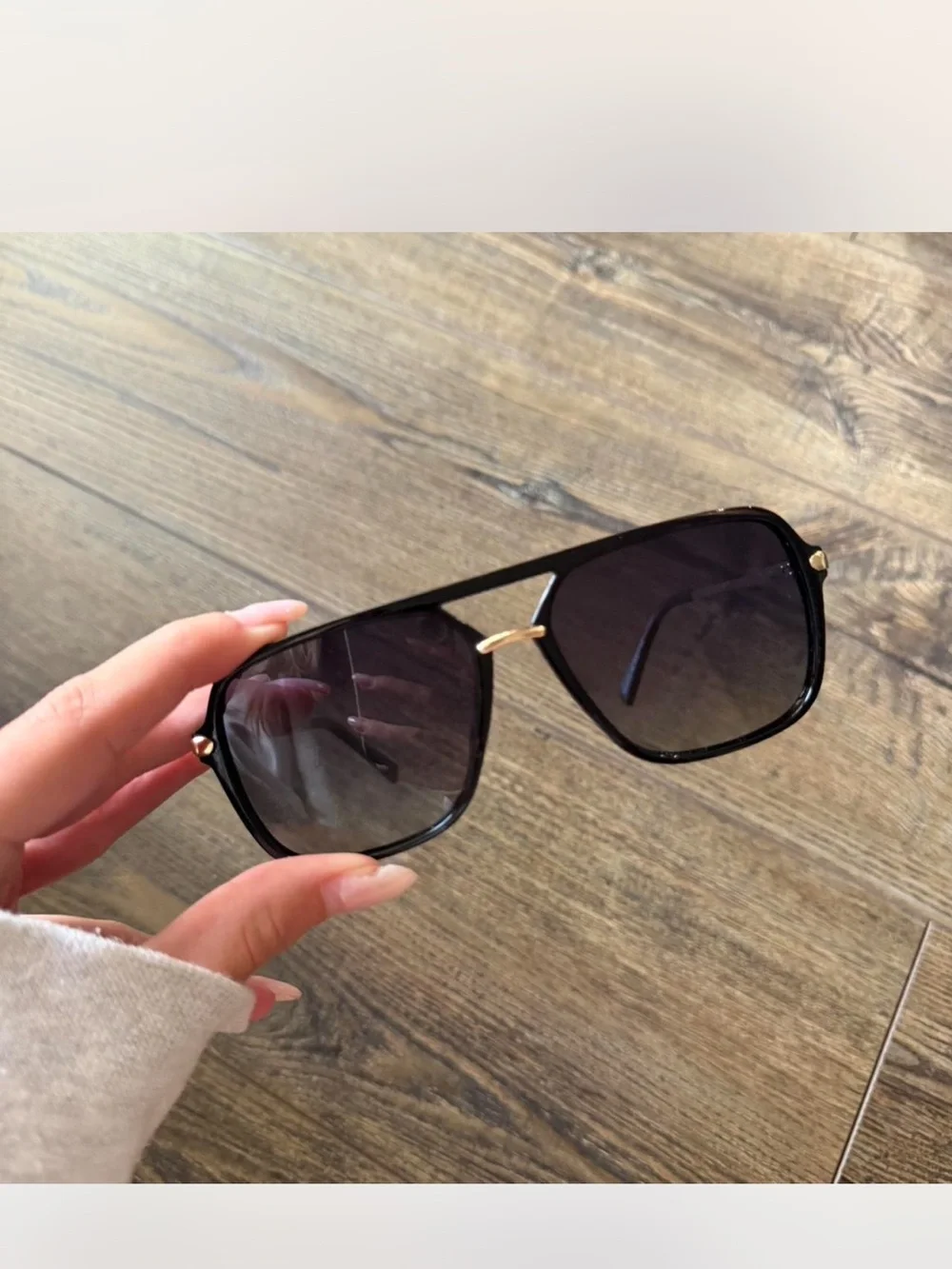 Black Sojos Aviator-Style Sunglasses with Gold Accent